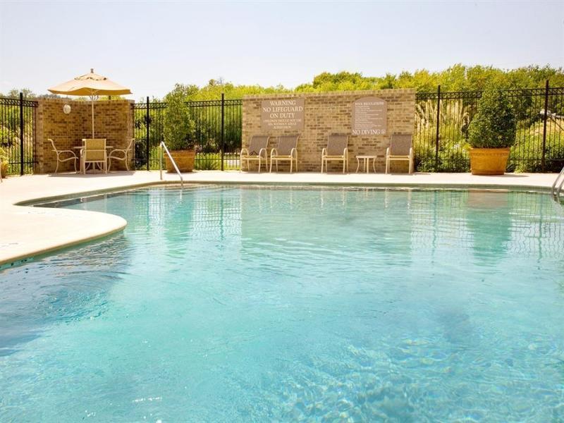 Express & By Ihg 3* Selma
