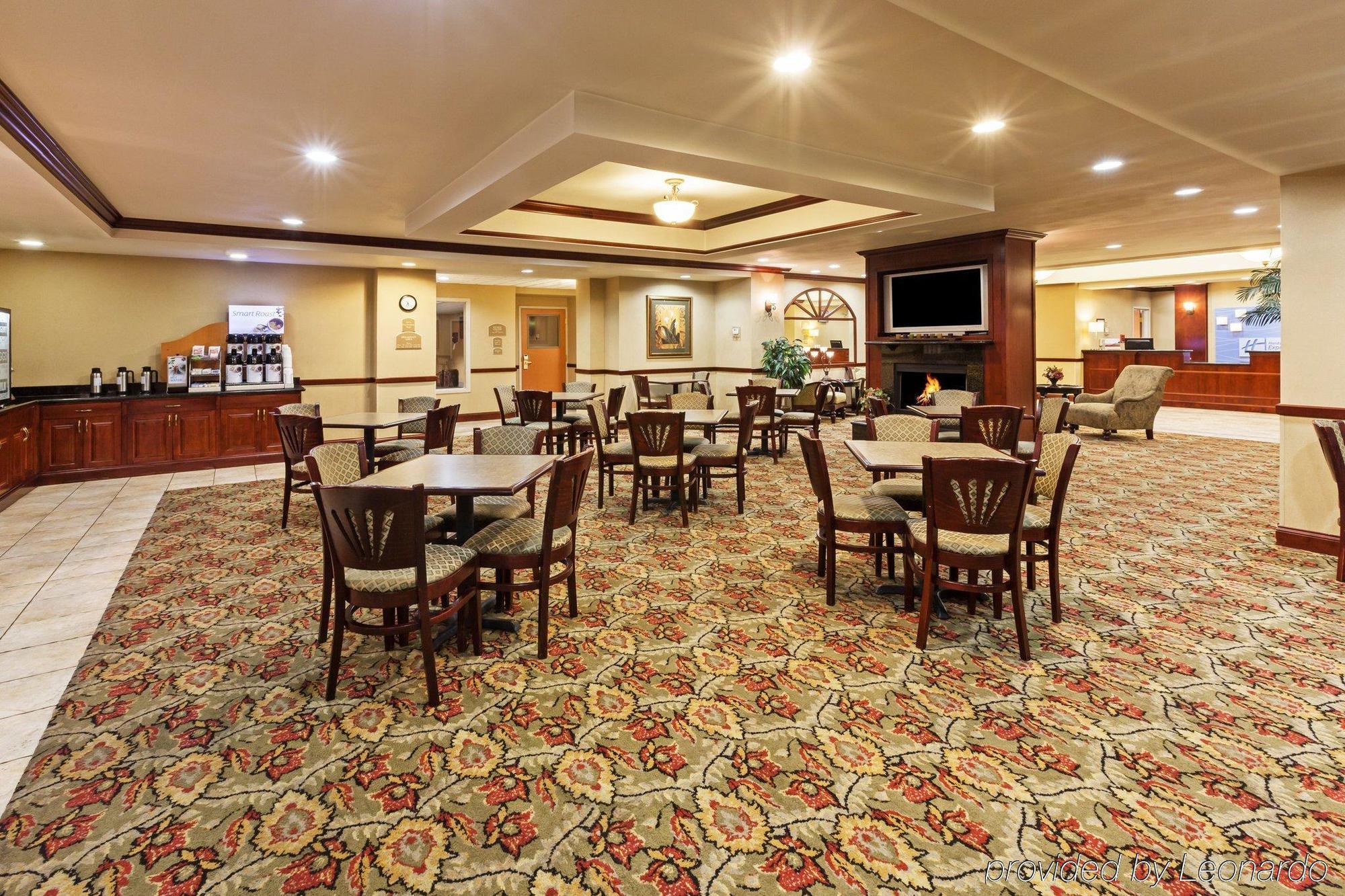 Express & By Ihg Hotel Selma