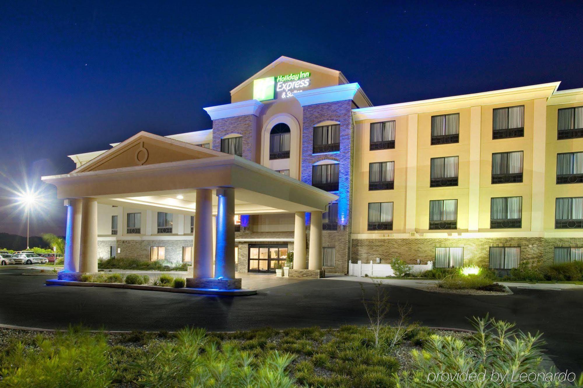 Express & By Ihg Hotel